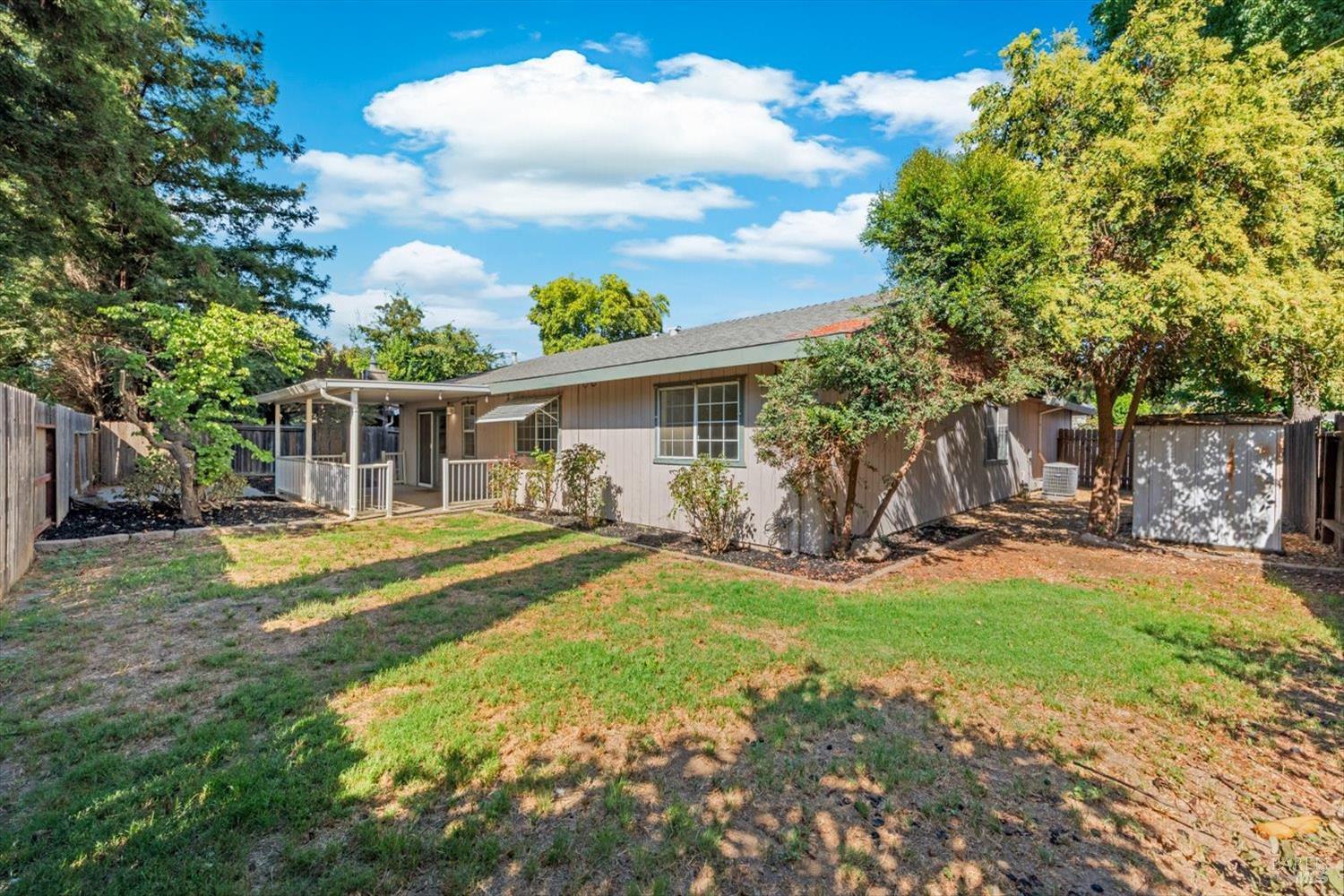 Detail Gallery Image 36 of 54 For 1015 Mason Ct, Dixon,  CA 95620 - 3 Beds | 2 Baths