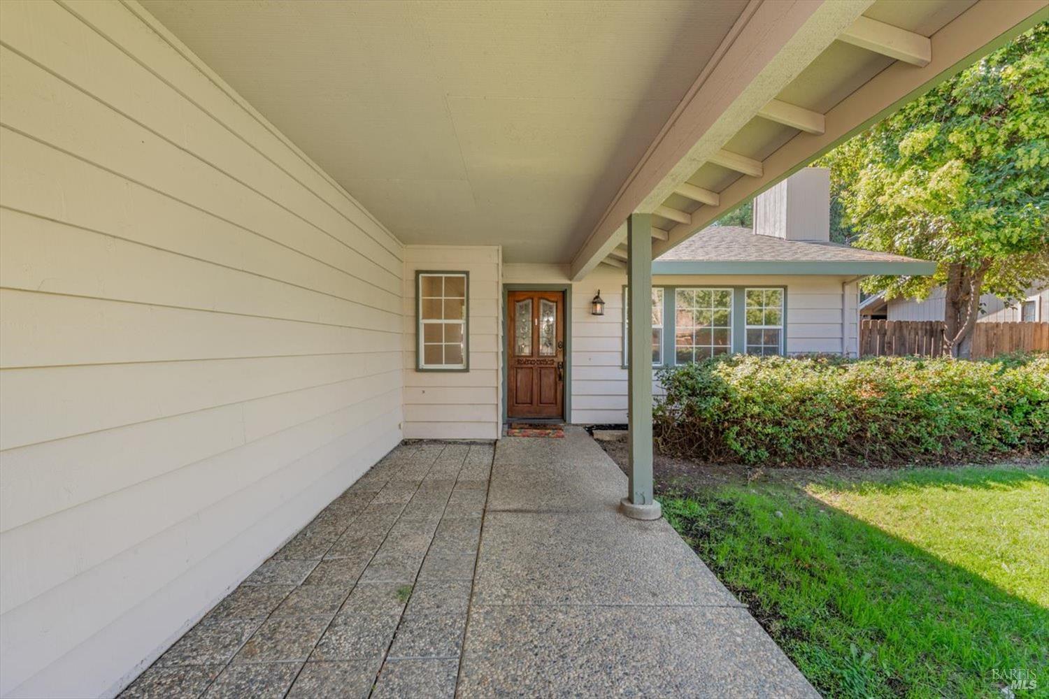 Detail Gallery Image 5 of 54 For 1015 Mason Ct, Dixon,  CA 95620 - 3 Beds | 2 Baths