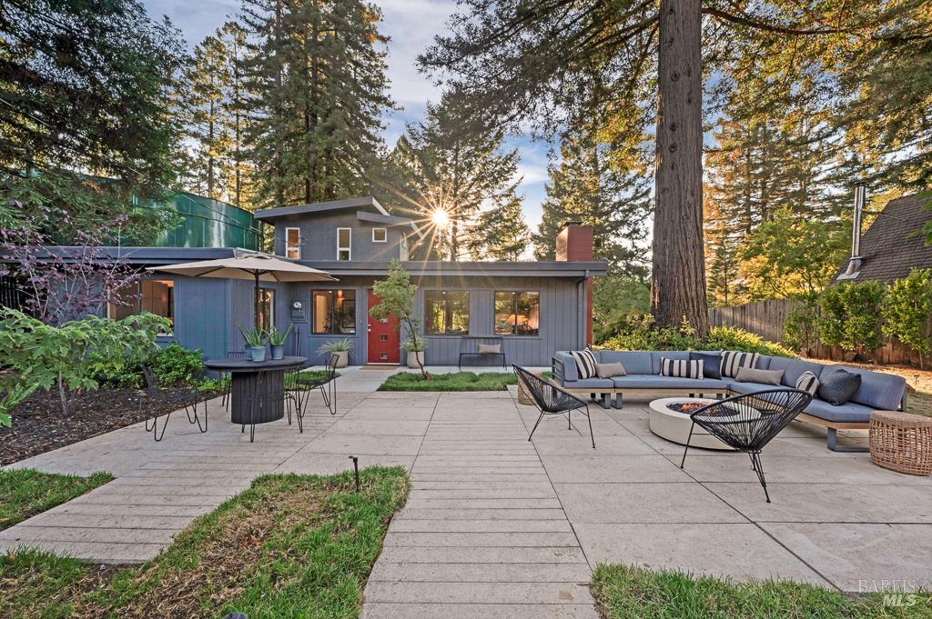 Detail Gallery Image 2 of 40 For 14282 Highland Ave, Guerneville,  CA 95446 - 1 Beds | 1/1 Baths