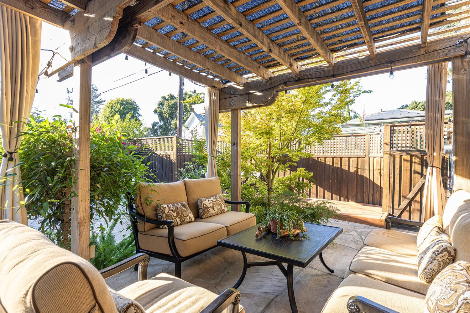 Detail Gallery Image 46 of 49 For 747 Seymour St, Napa,  CA 94559 - 2 Beds | 1/1 Baths