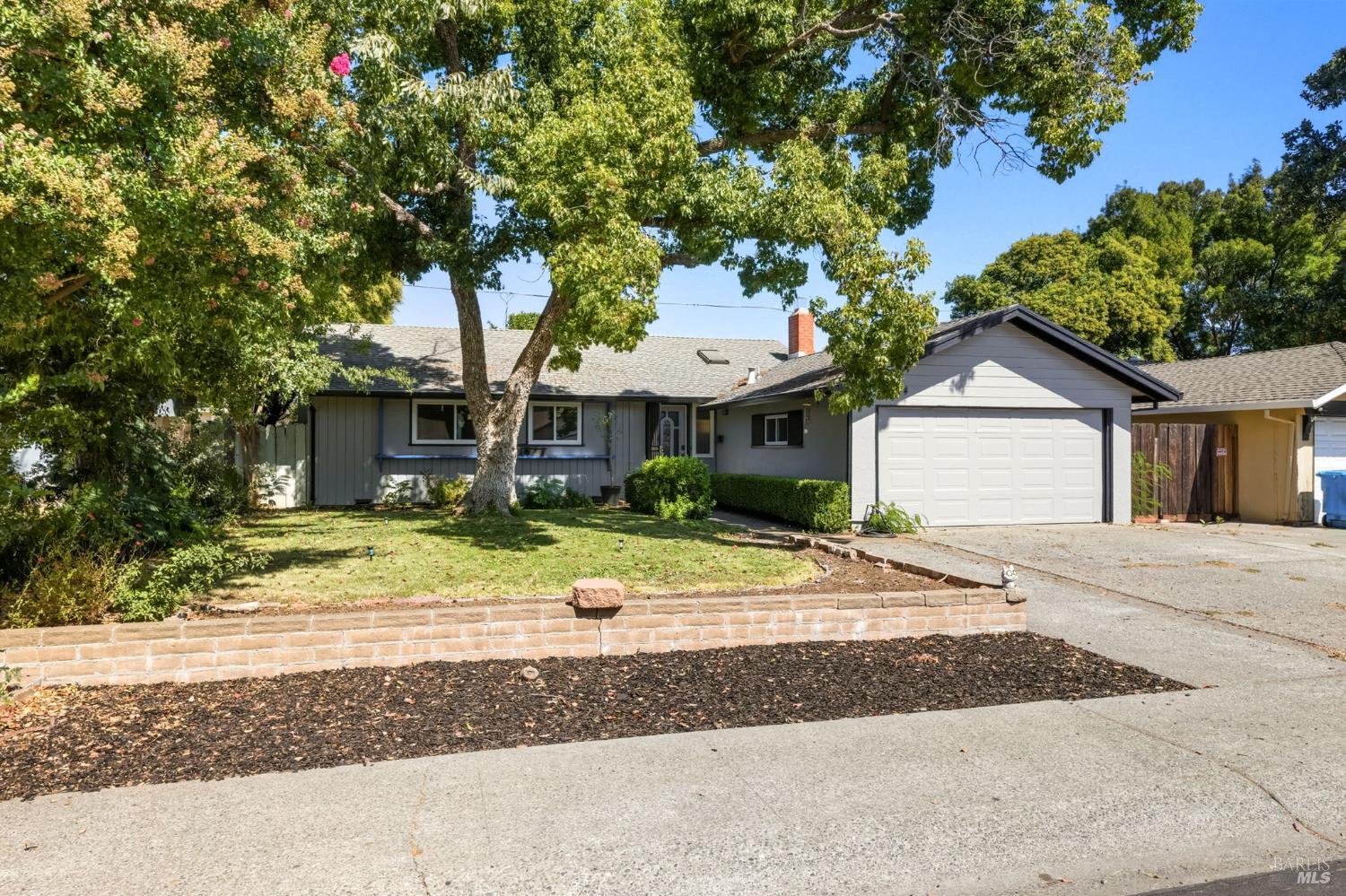 Detail Gallery Image 2 of 24 For 434 Cottonwood St, Vacaville,  CA 95688 - 3 Beds | 1 Baths