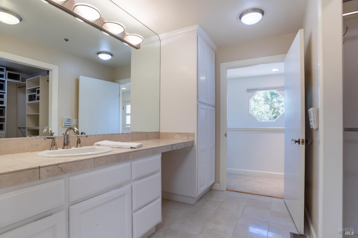 Detail Gallery Image 49 of 62 For 2901 Las Gallinas Ave, San Rafael,  CA 94903 - 4 Beds | 3/1 Baths