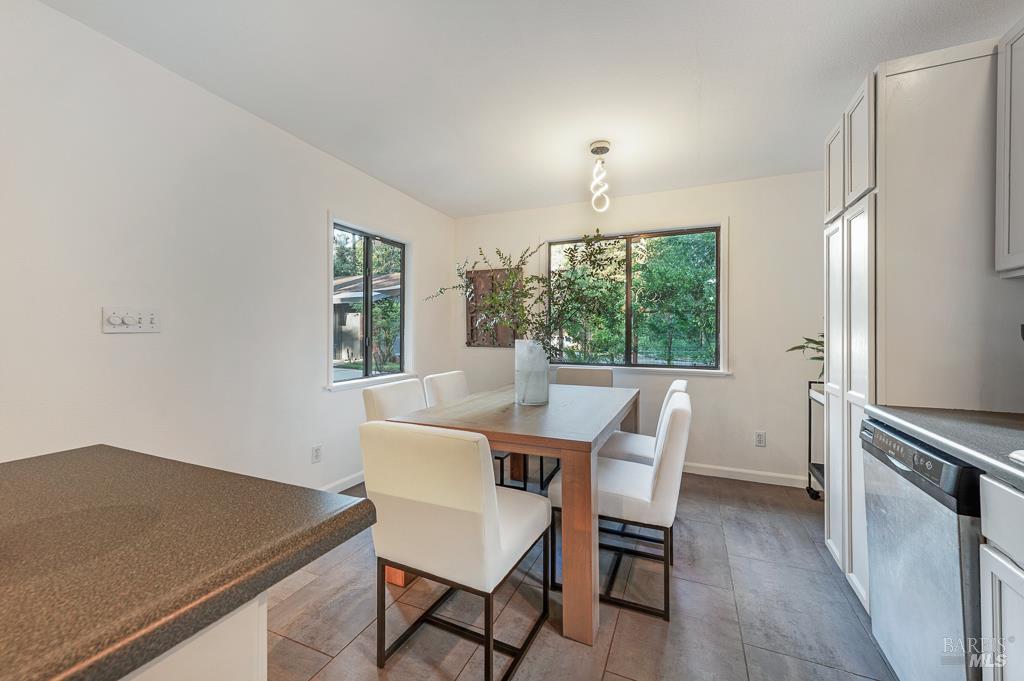 Detail Gallery Image 14 of 40 For 14282 Highland Ave, Guerneville,  CA 95446 - 1 Beds | 1/1 Baths