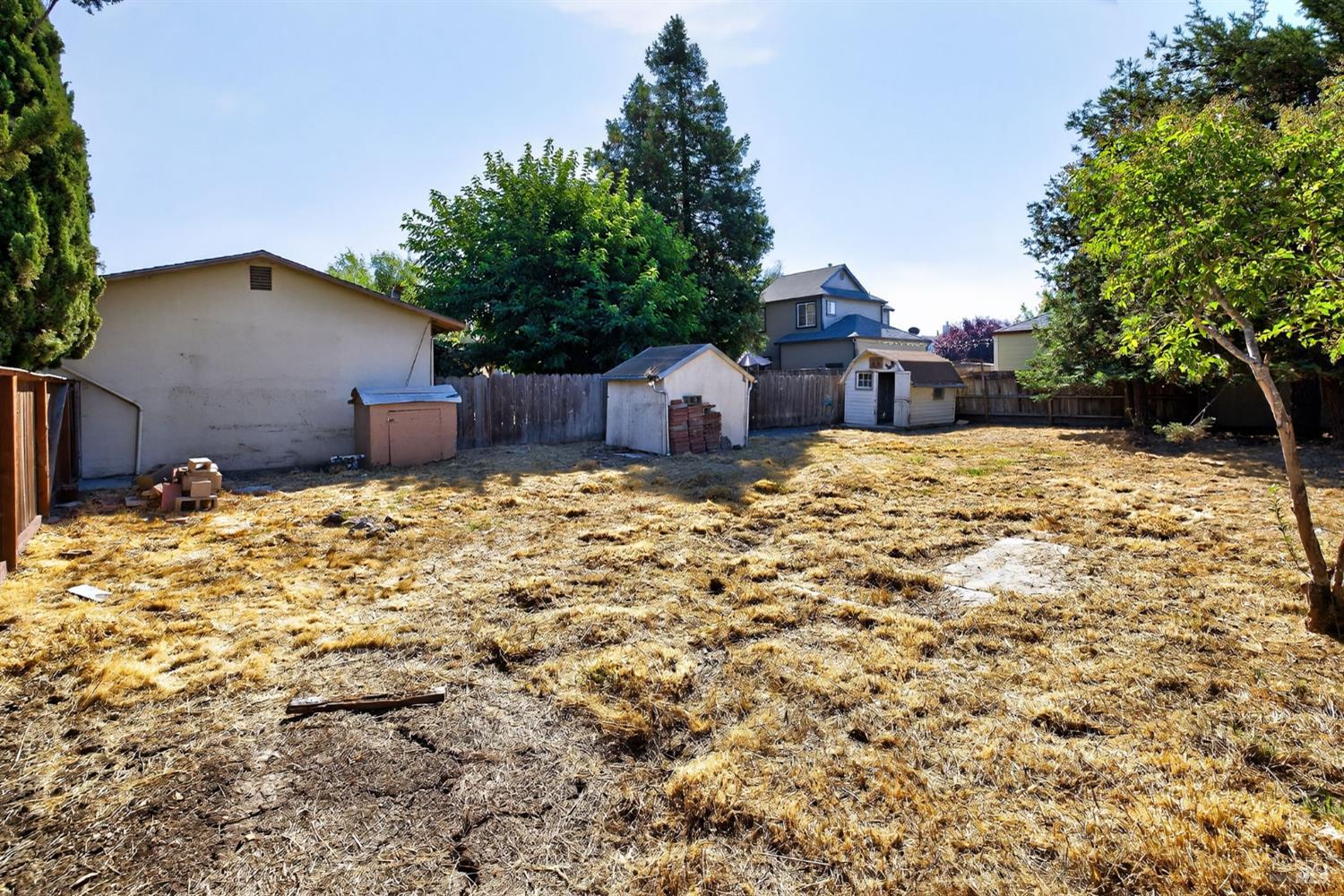 Detail Gallery Image 32 of 41 For 192 Winston Dr, Santa Rosa,  CA 95407 - 3 Beds | 1/1 Baths