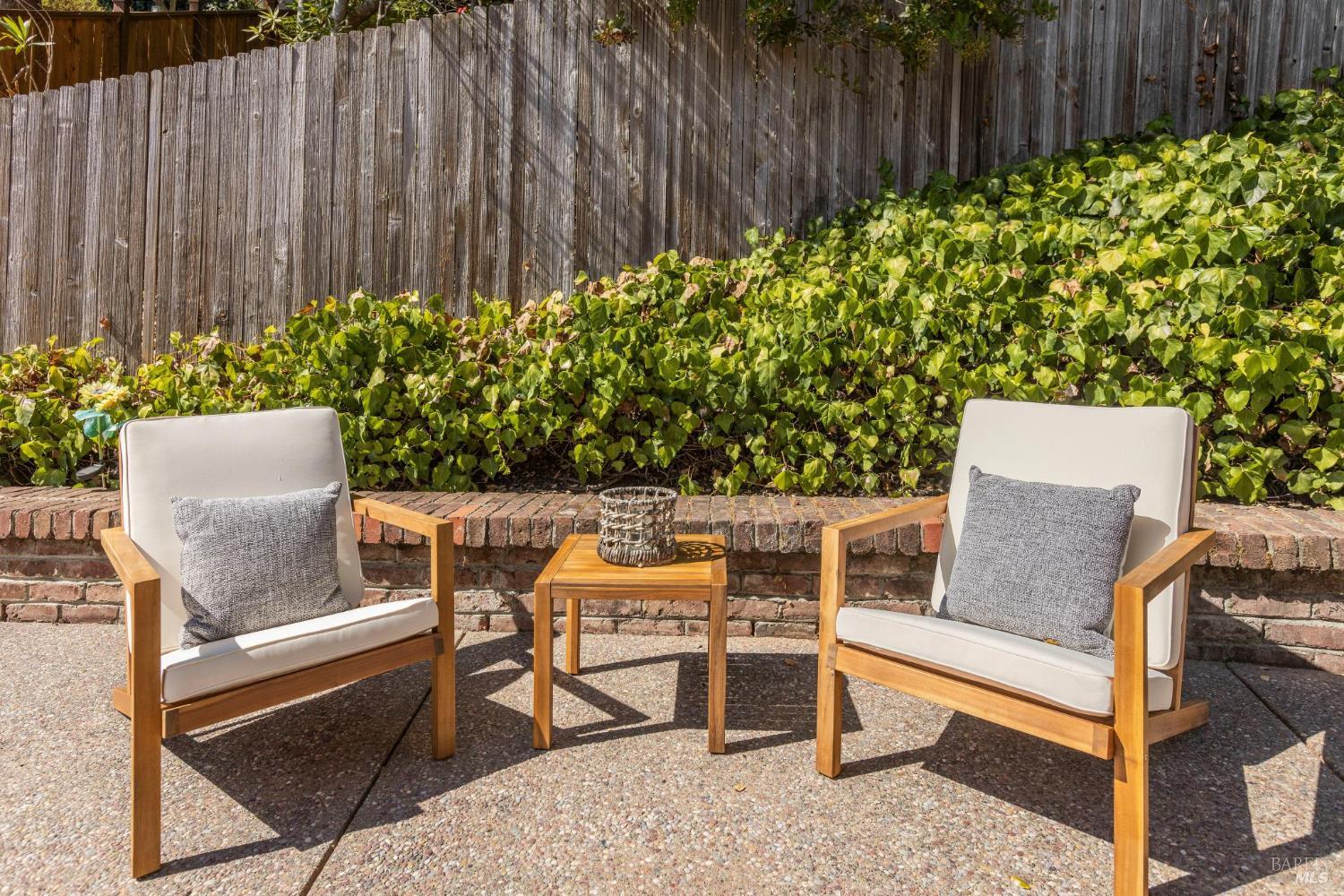 Detail Gallery Image 18 of 56 For 299 via Barranca Unkn, Greenbrae,  CA 94904 - 6 Beds | 4 Baths