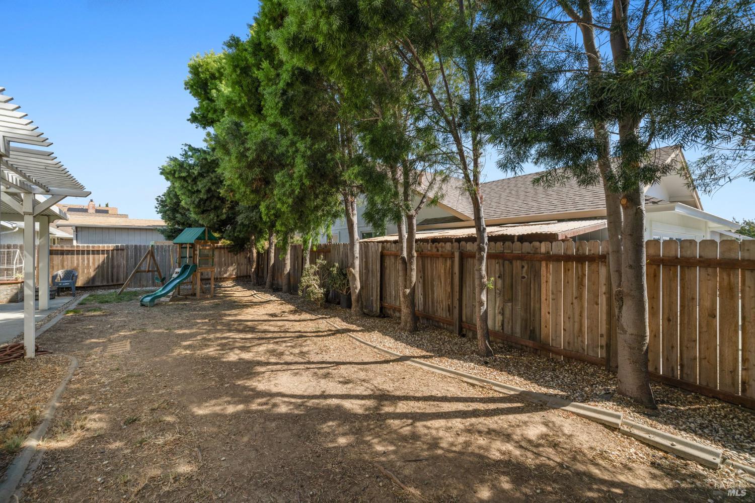 Detail Gallery Image 41 of 47 For 1201 Deanza Ct, Suisun City,  CA 94585 - 3 Beds | 2 Baths