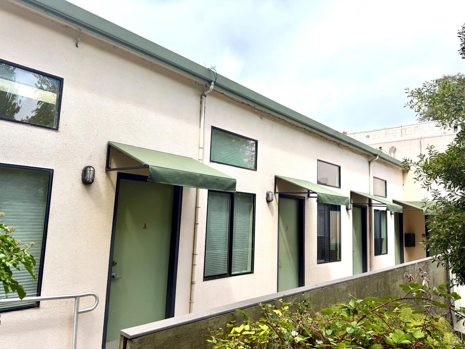 Detail Gallery Image 4 of 10 For 30 Miller Ave, Mill Valley,  CA 94941 - – Beds | – Baths