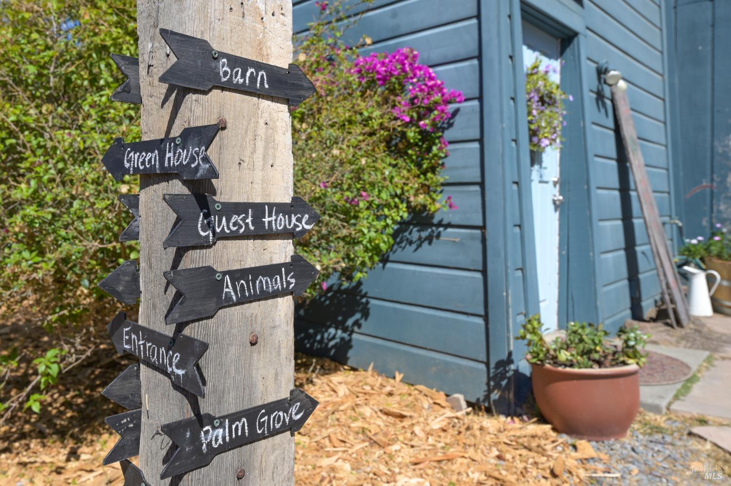 Detail Gallery Image 4 of 64 For 192 Atherton Ave, Novato,  CA 94945 - 3 Beds | 2 Baths