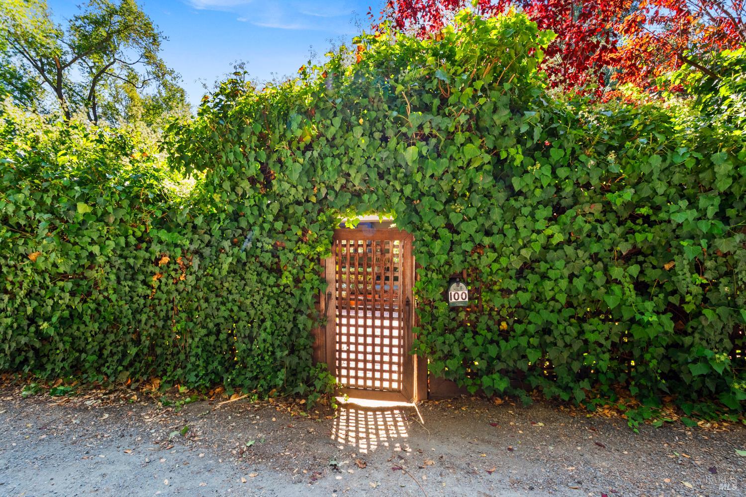 Detail Gallery Image 1 of 48 For 100 Vaca Creek Way, Martinez,  CA 94553 - 2 Beds | 1 Baths