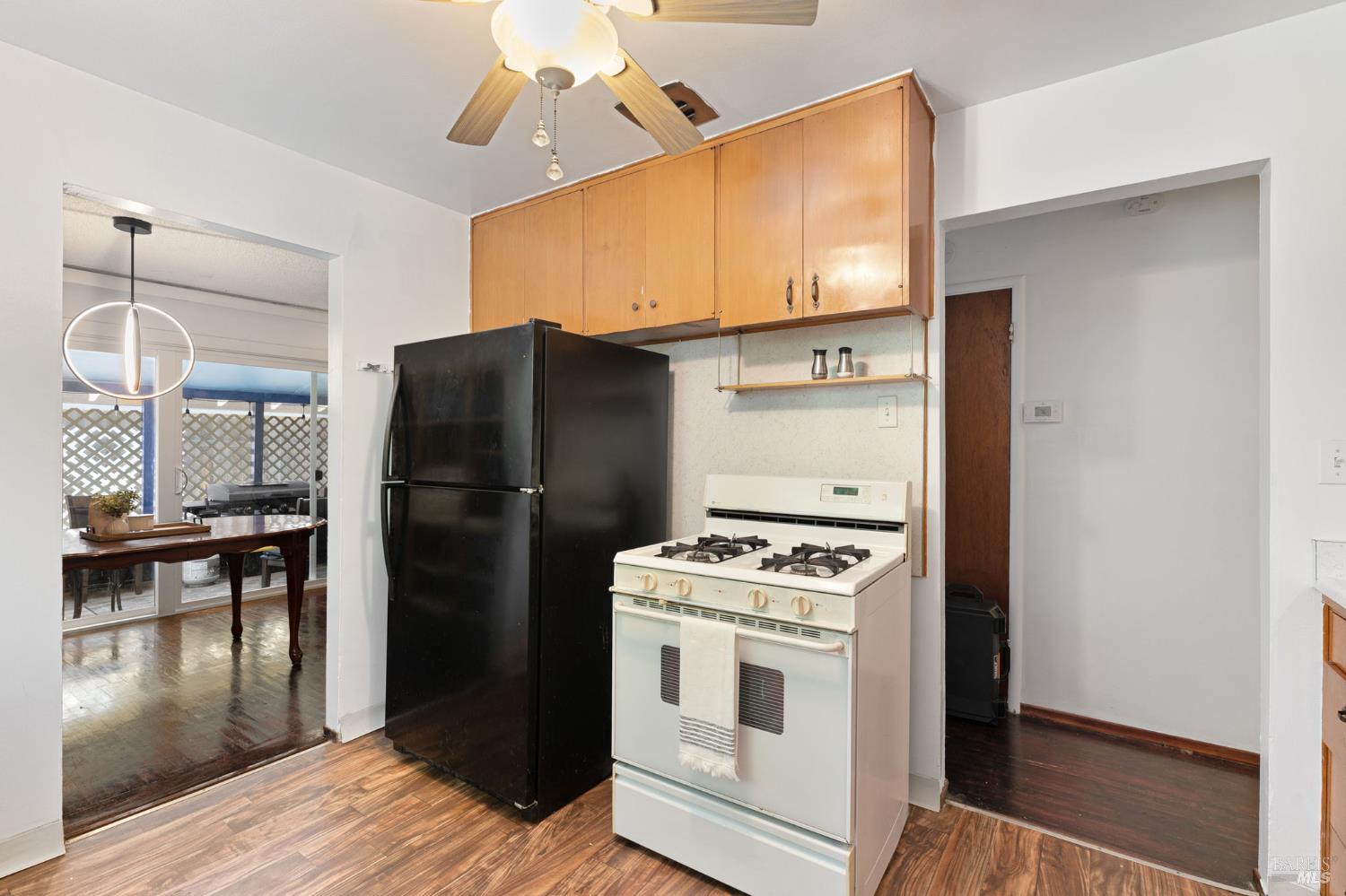 Detail Gallery Image 7 of 24 For 434 Cottonwood St, Vacaville,  CA 95688 - 3 Beds | 1 Baths