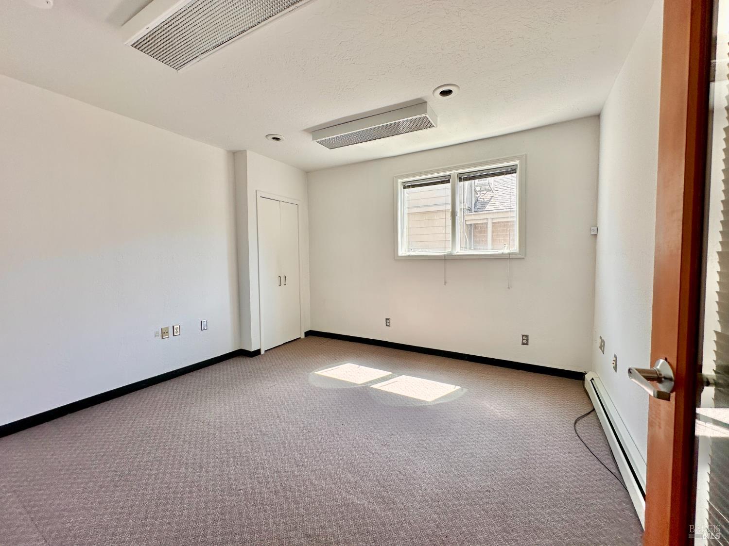 Detail Gallery Image 26 of 27 For 158 E Blithedale Ave, Mill Valley,  CA 94941 - – Beds | – Baths