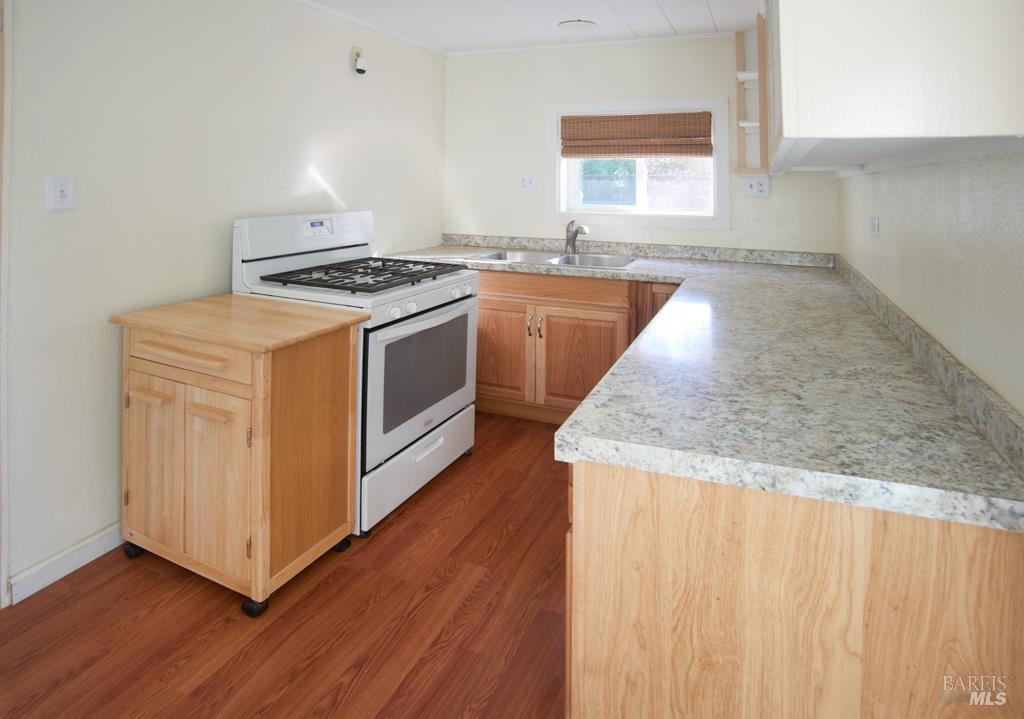Detail Gallery Image 11 of 40 For 8743 Franklin St, Windsor,  CA 95492 - 1 Beds | 1 Baths