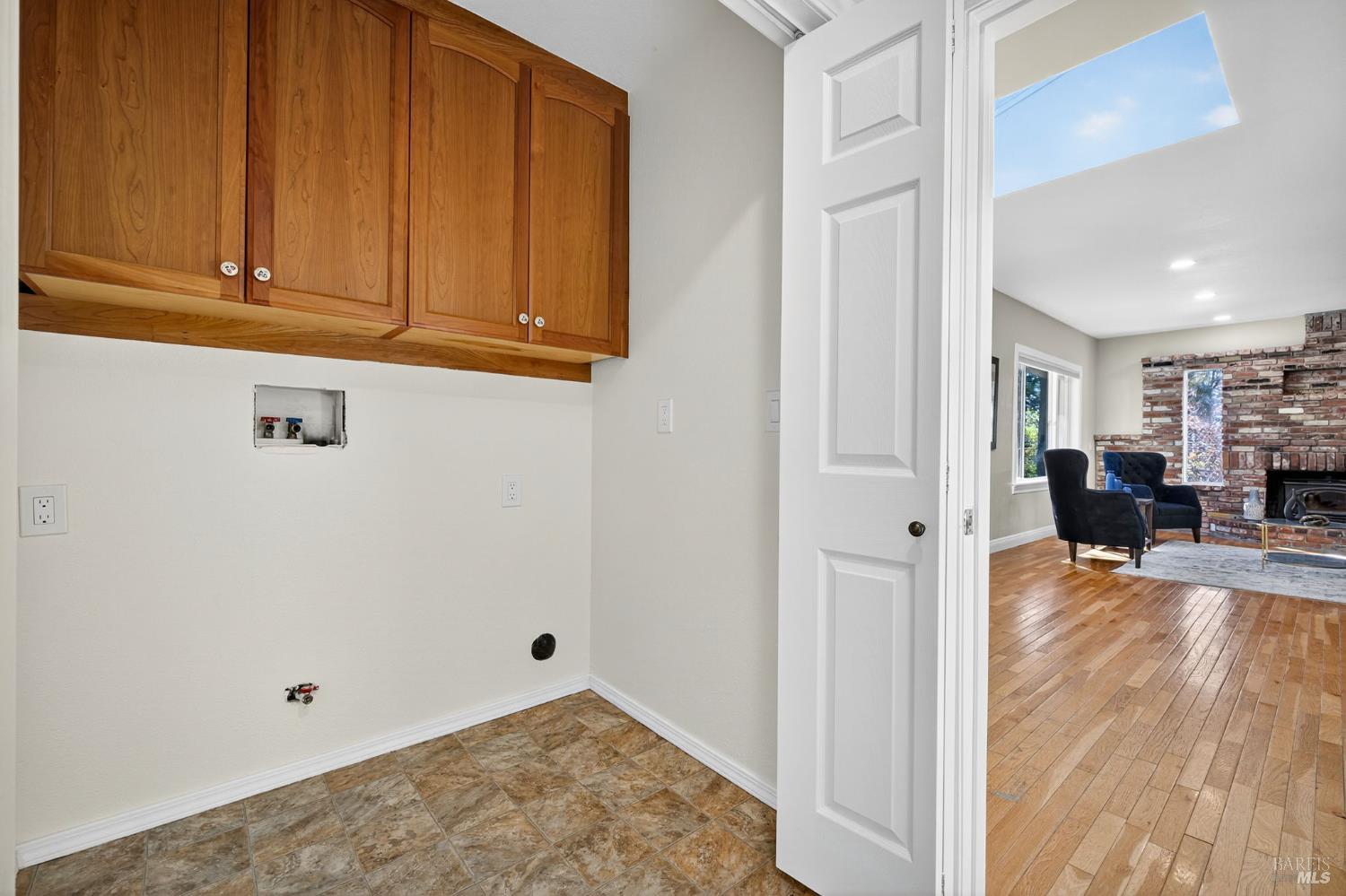 Detail Gallery Image 31 of 56 For 635 Goodwin Ave, Penngrove,  CA 94960 - 3 Beds | 2 Baths