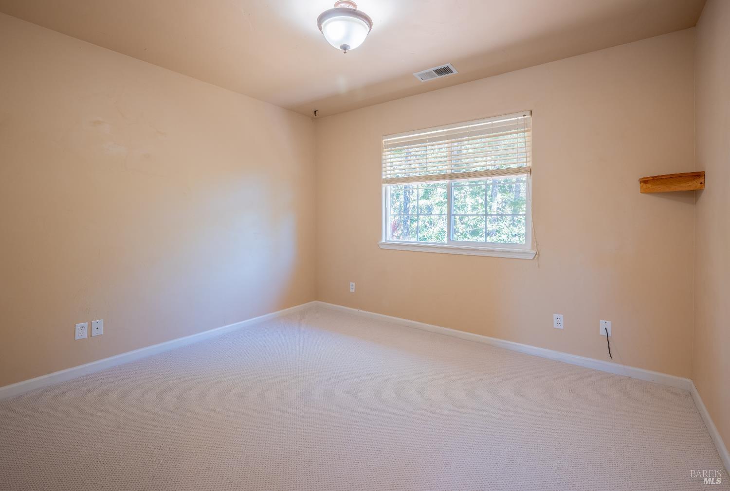 Detail Gallery Image 27 of 37 For 25977 Hawk Ter, Willits,  CA 95490 - 3 Beds | 2/1 Baths