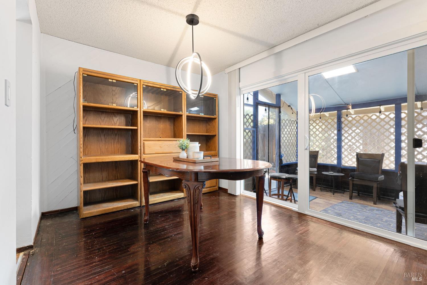 Detail Gallery Image 5 of 24 For 434 Cottonwood St, Vacaville,  CA 95688 - 3 Beds | 1 Baths