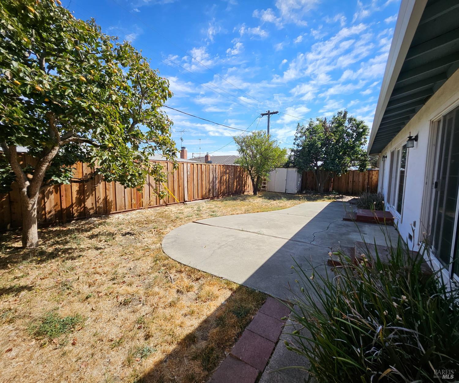 Detail Gallery Image 14 of 19 For 2024 San Luis St, Fairfield,  CA 94533 - 3 Beds | 2 Baths