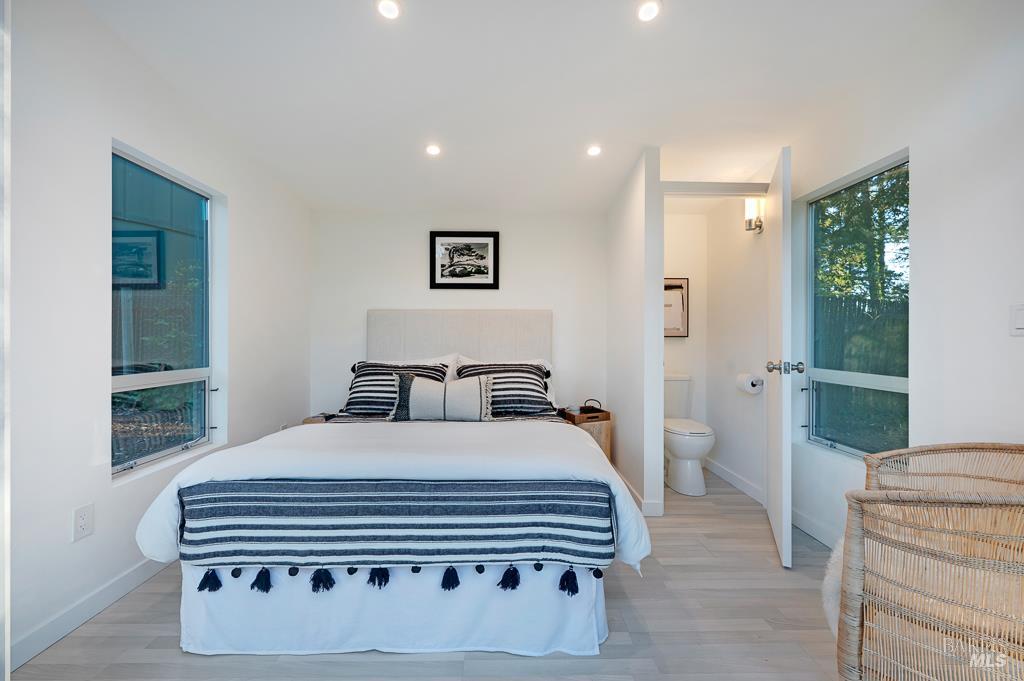 Detail Gallery Image 37 of 40 For 14282 Highland Ave, Guerneville,  CA 95446 - 1 Beds | 1/1 Baths