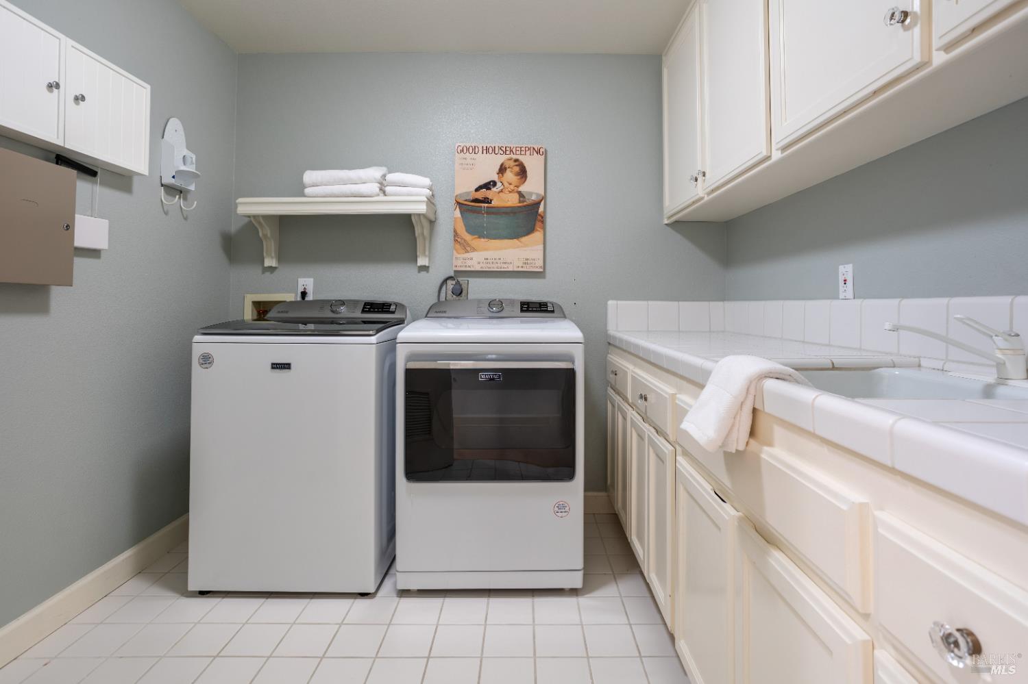 Detail Gallery Image 58 of 62 For 2901 Las Gallinas Ave, San Rafael,  CA 94903 - 4 Beds | 3/1 Baths