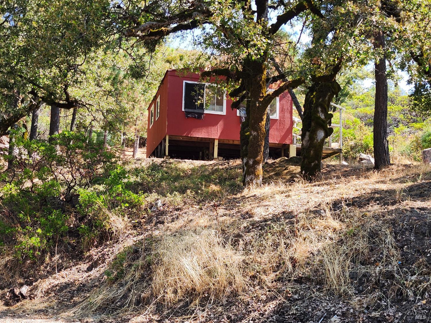 Detail Gallery Image 11 of 15 For 5635 Iron Peak Rd, Laytonville,  CA 95454 - 1 Beds | 1 Baths