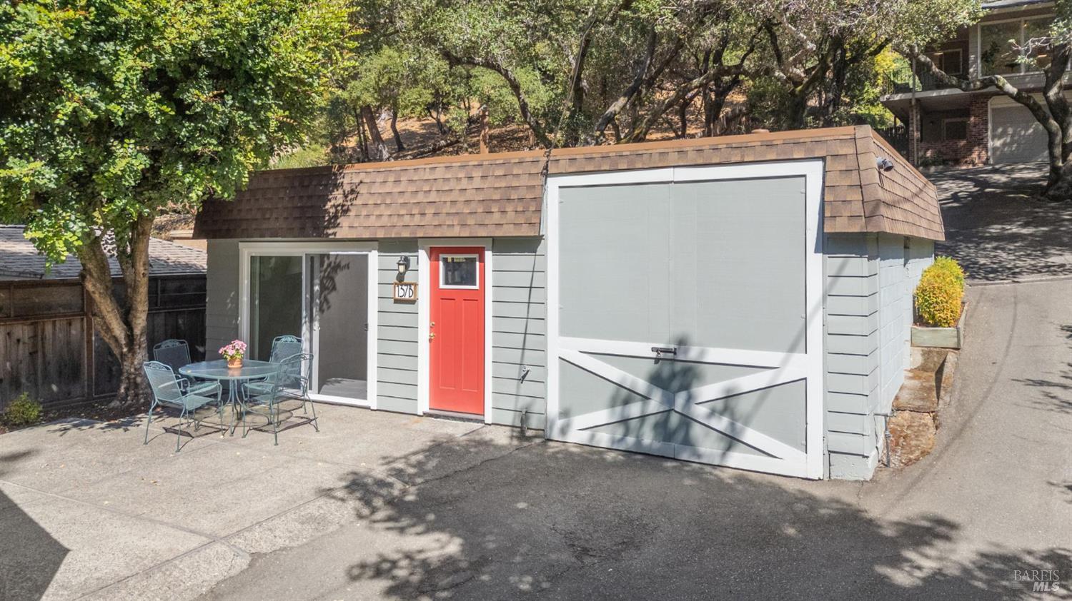 Detail Gallery Image 72 of 74 For 135 Spring Grove Ave, San Rafael,  CA 94901 - 6 Beds | 5/2 Baths