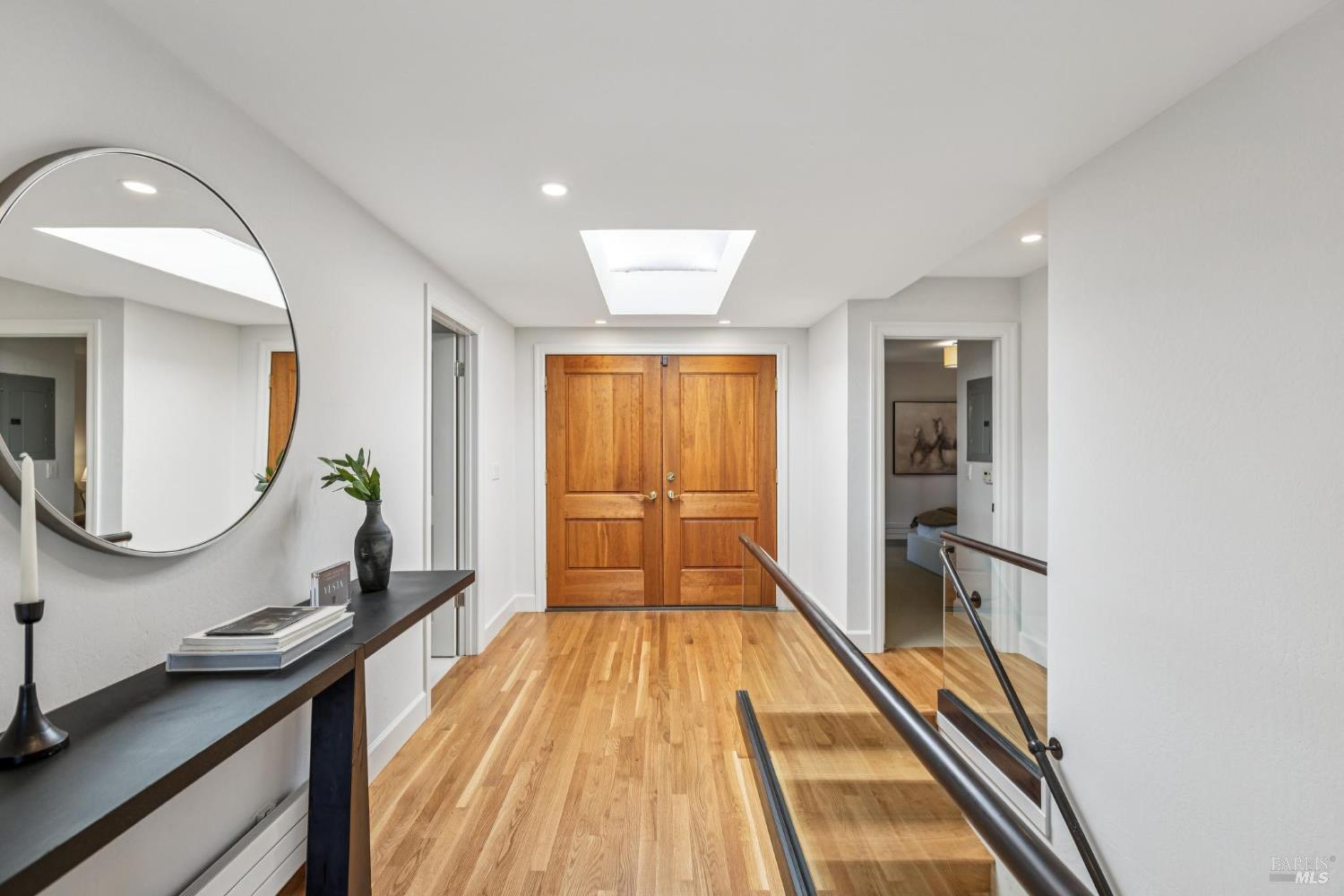 Detail Gallery Image 3 of 51 For 12 Tara View Rd, Belvedere Tiburon,  CA 94920 - 3 Beds | 2/1 Baths