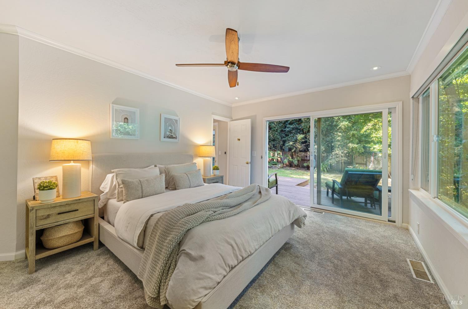 Detail Gallery Image 24 of 40 For 43 Creek Rd, San Anselmo,  CA 94960 - 3 Beds | 2/1 Baths