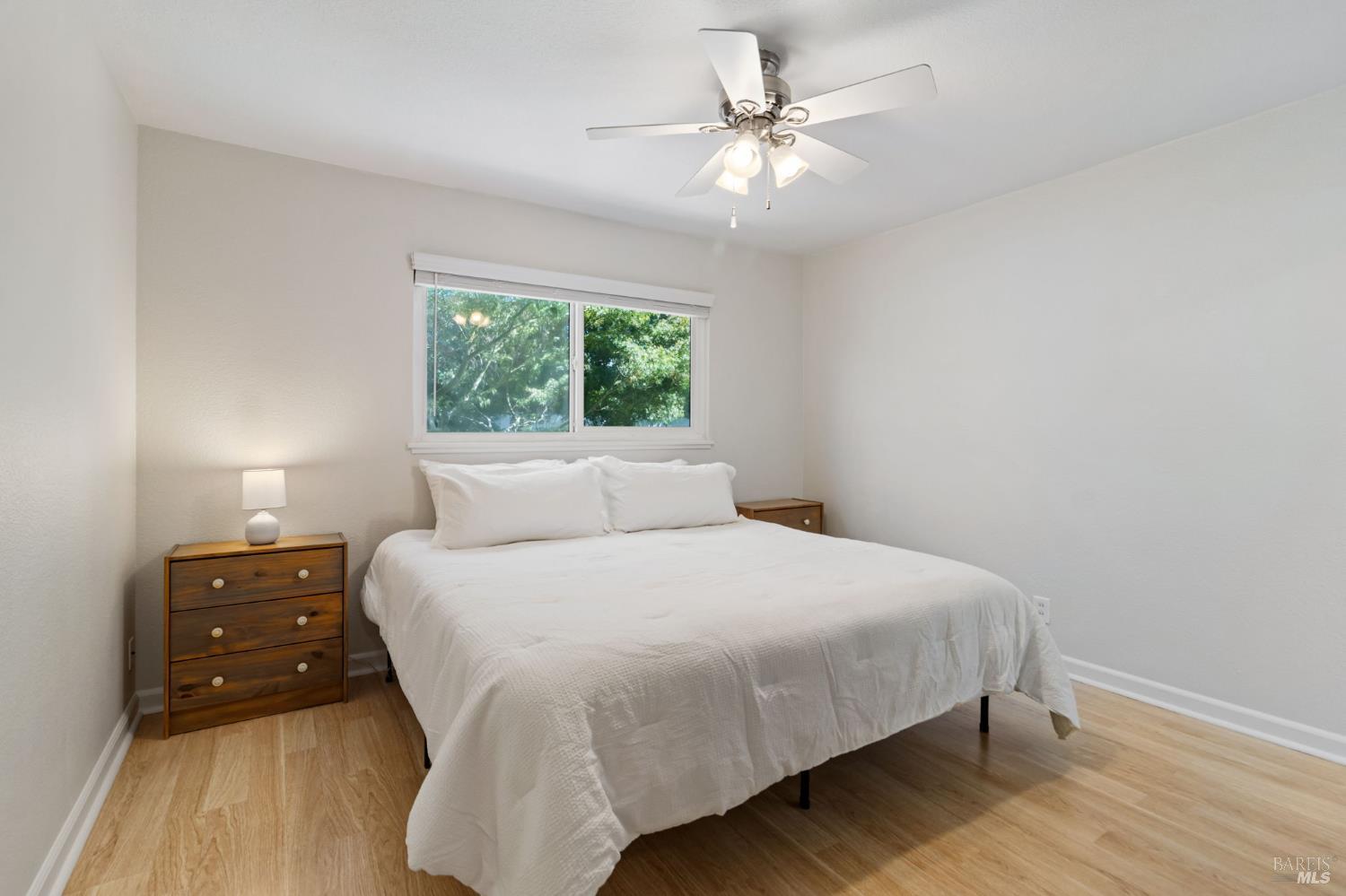 Detail Gallery Image 14 of 27 For 3122 Piedmont Ave, Napa,  CA 94558 - 3 Beds | 2 Baths