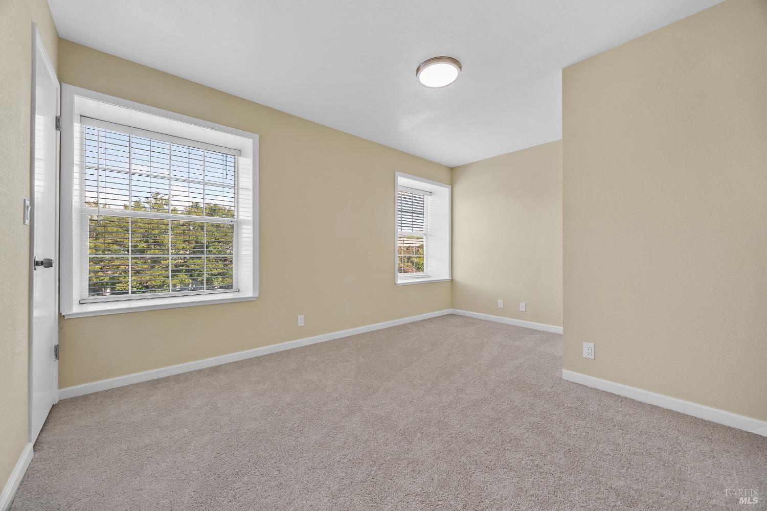 Detail Gallery Image 16 of 43 For 743 Isabella Way, Fairfield,  CA 94533 - 4 Beds | 2/1 Baths