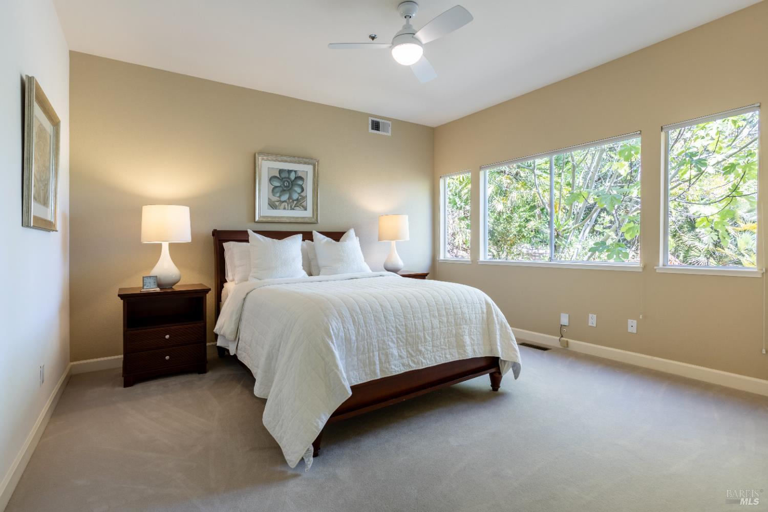 Detail Gallery Image 32 of 62 For 2901 Las Gallinas Ave, San Rafael,  CA 94903 - 4 Beds | 3/1 Baths