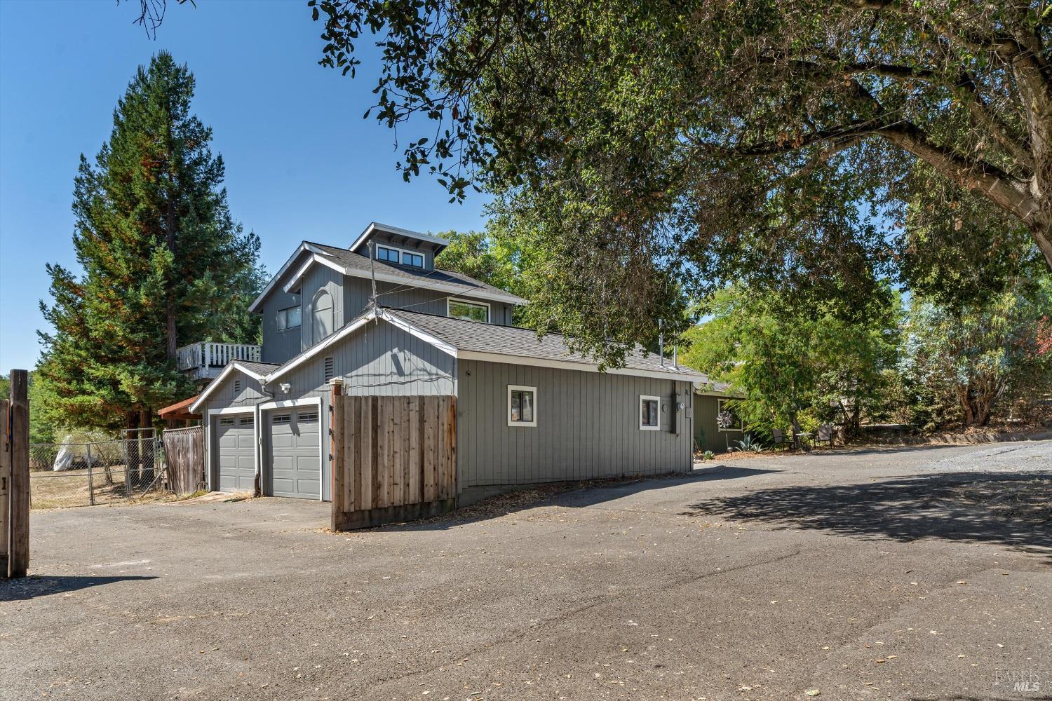 Detail Gallery Image 27 of 40 For 8061 Elphick Rd, Sebastopol,  CA 95472 - 4 Beds | 2/1 Baths