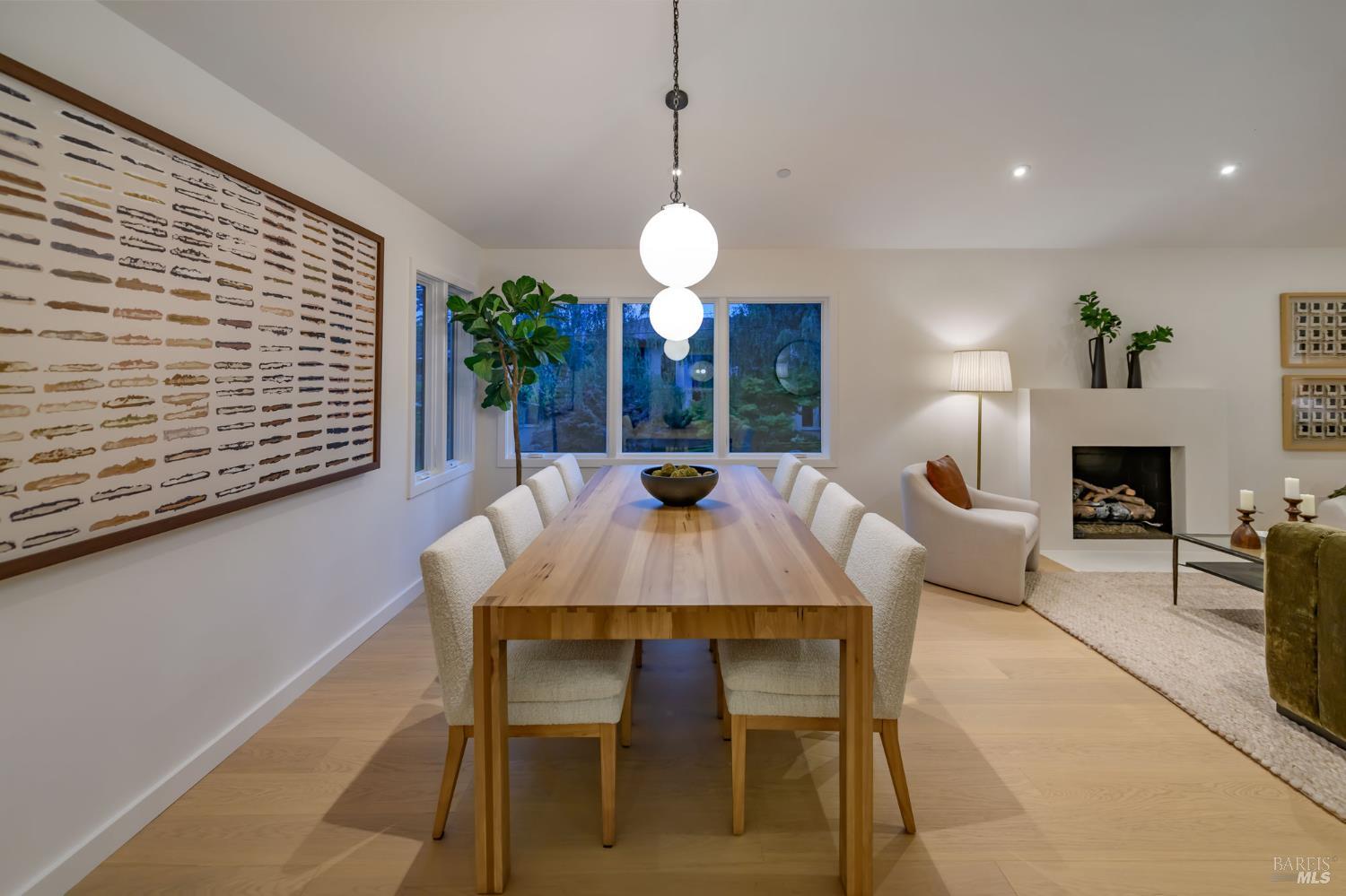 Detail Gallery Image 11 of 72 For 402 Alexander Ave, Larkspur,  CA 94939 - 5 Beds | 3/1 Baths