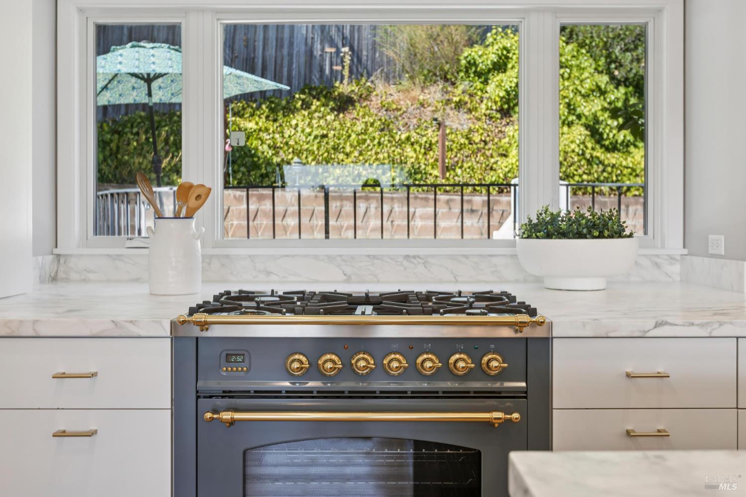 Detail Gallery Image 7 of 56 For 299 via Barranca Unkn, Greenbrae,  CA 94904 - 6 Beds | 4 Baths