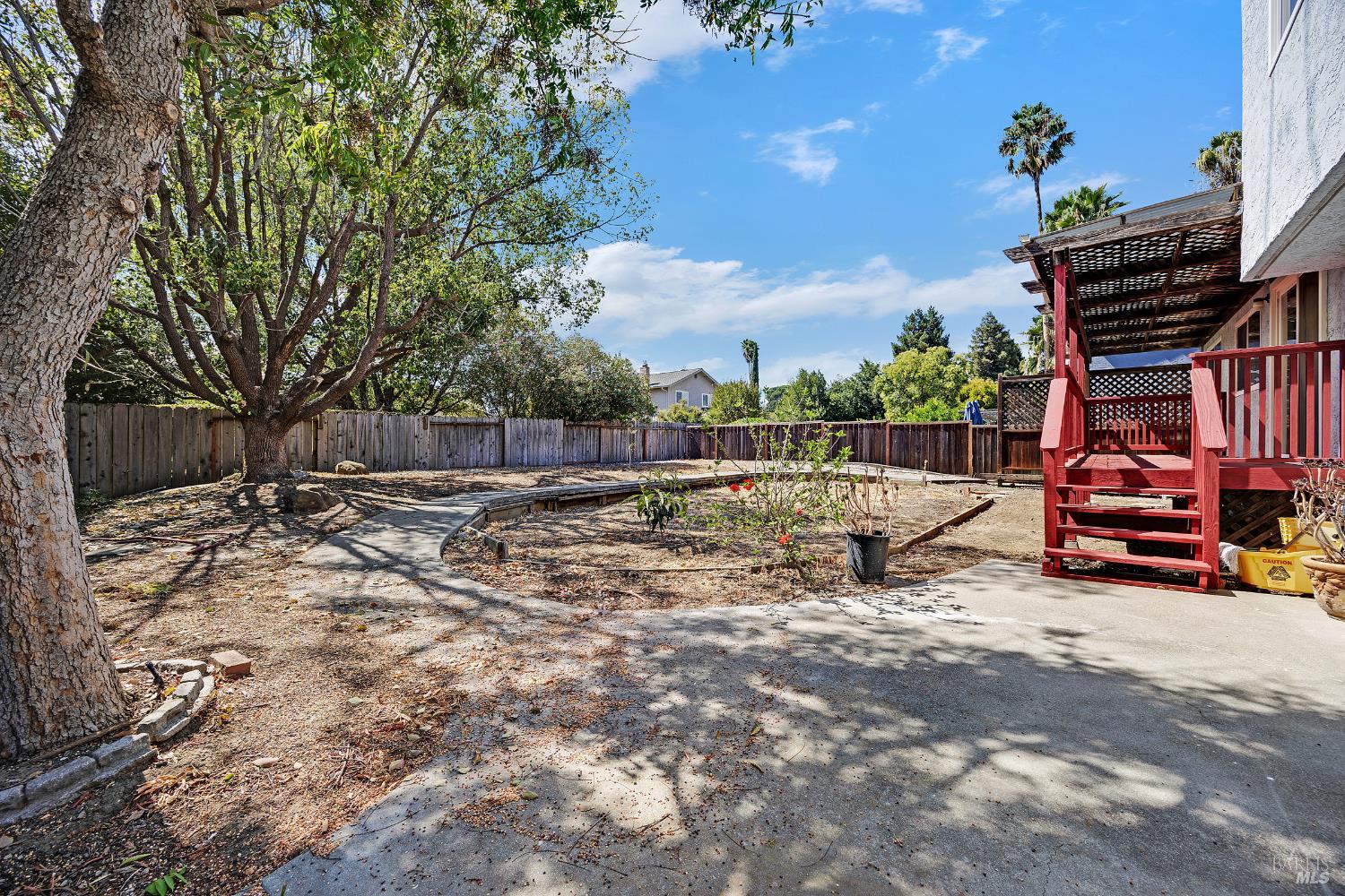 Detail Gallery Image 11 of 43 For 743 Isabella Way, Fairfield,  CA 94533 - 4 Beds | 2/1 Baths