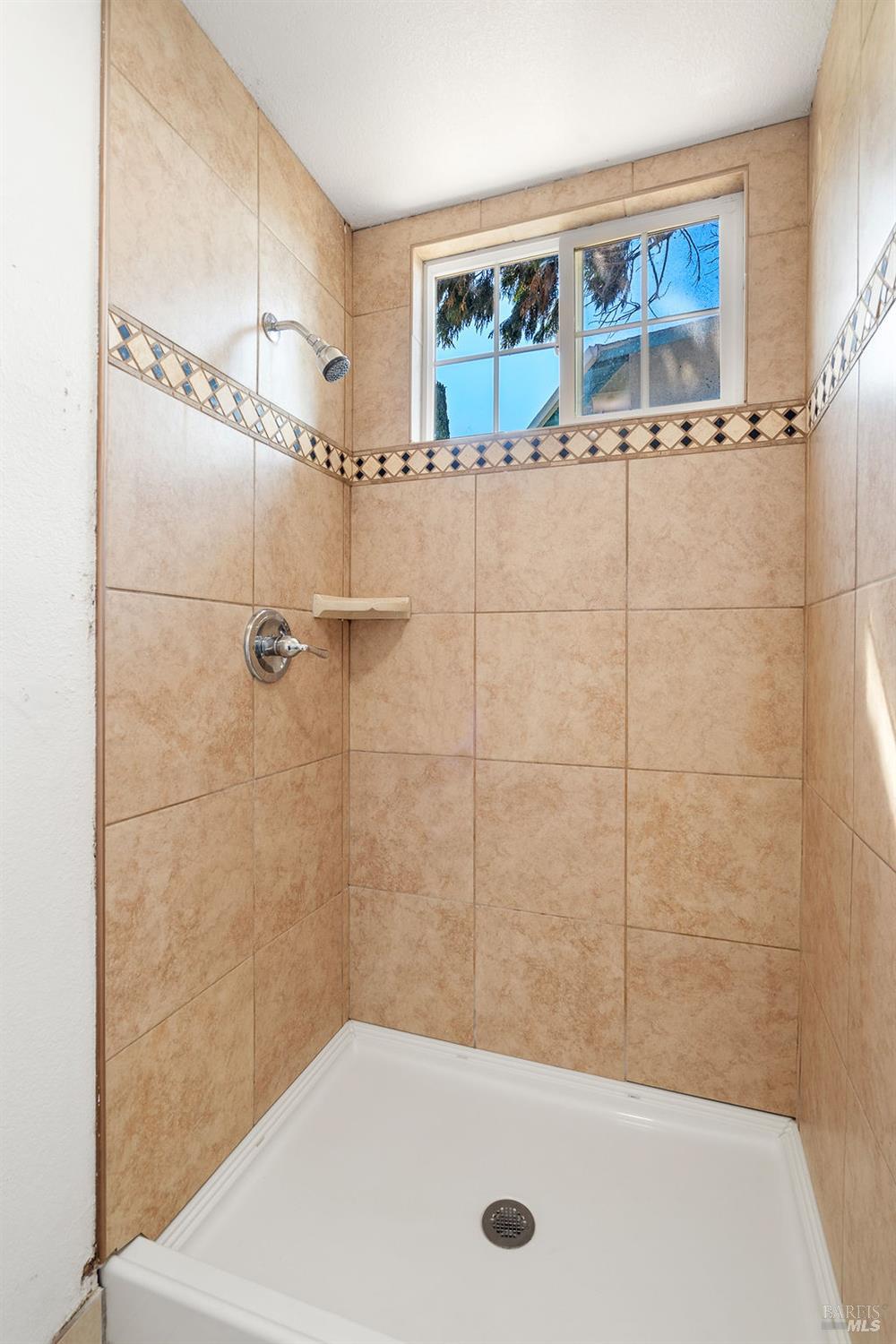 Detail Gallery Image 23 of 36 For 9 Falcon Dr, Vallejo,  CA 94589 - 4 Beds | 2 Baths
