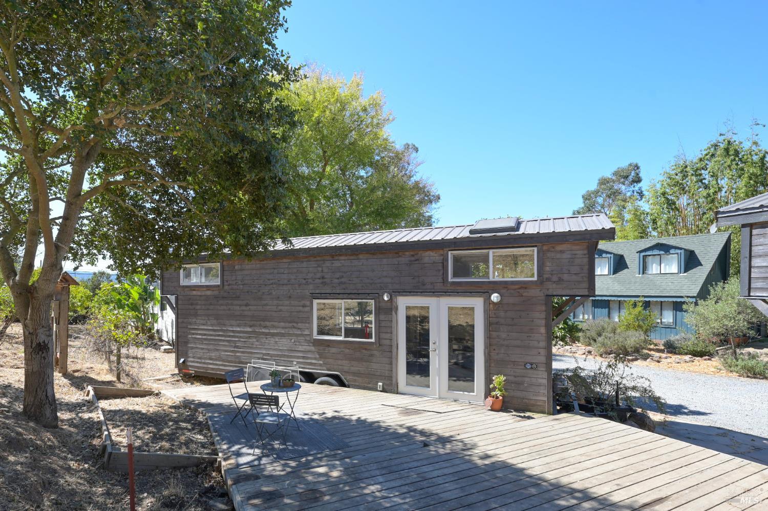 Detail Gallery Image 25 of 64 For 192 Atherton Ave, Novato,  CA 94945 - 3 Beds | 2 Baths