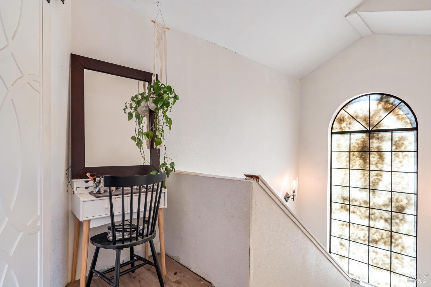 Detail Gallery Image 16 of 40 For 8061 Elphick Rd, Sebastopol,  CA 95472 - 4 Beds | 2/1 Baths
