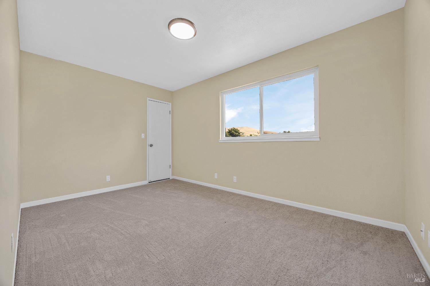 Detail Gallery Image 27 of 43 For 743 Isabella Way, Fairfield,  CA 94533 - 4 Beds | 2/1 Baths