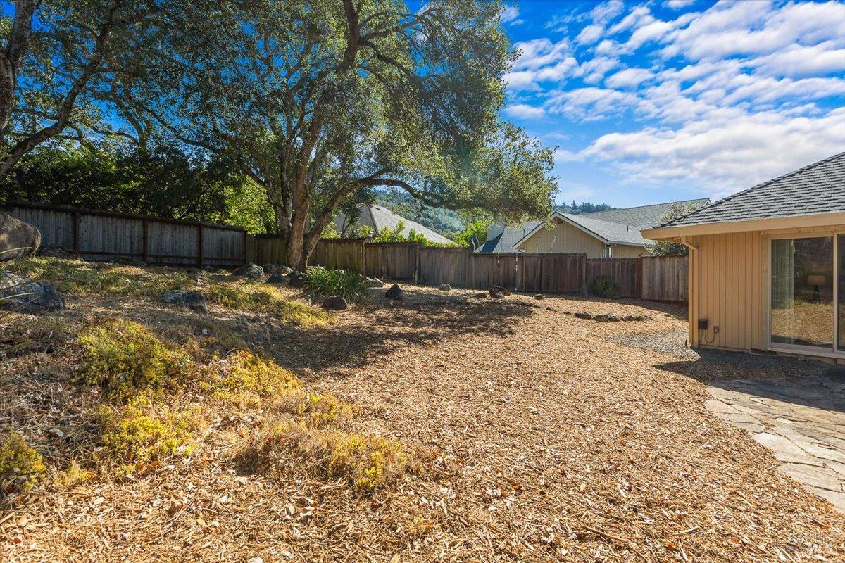 Detail Gallery Image 40 of 42 For 4604 Morris Ct, Santa Rosa,  CA 95405 - 3 Beds | 2/1 Baths
