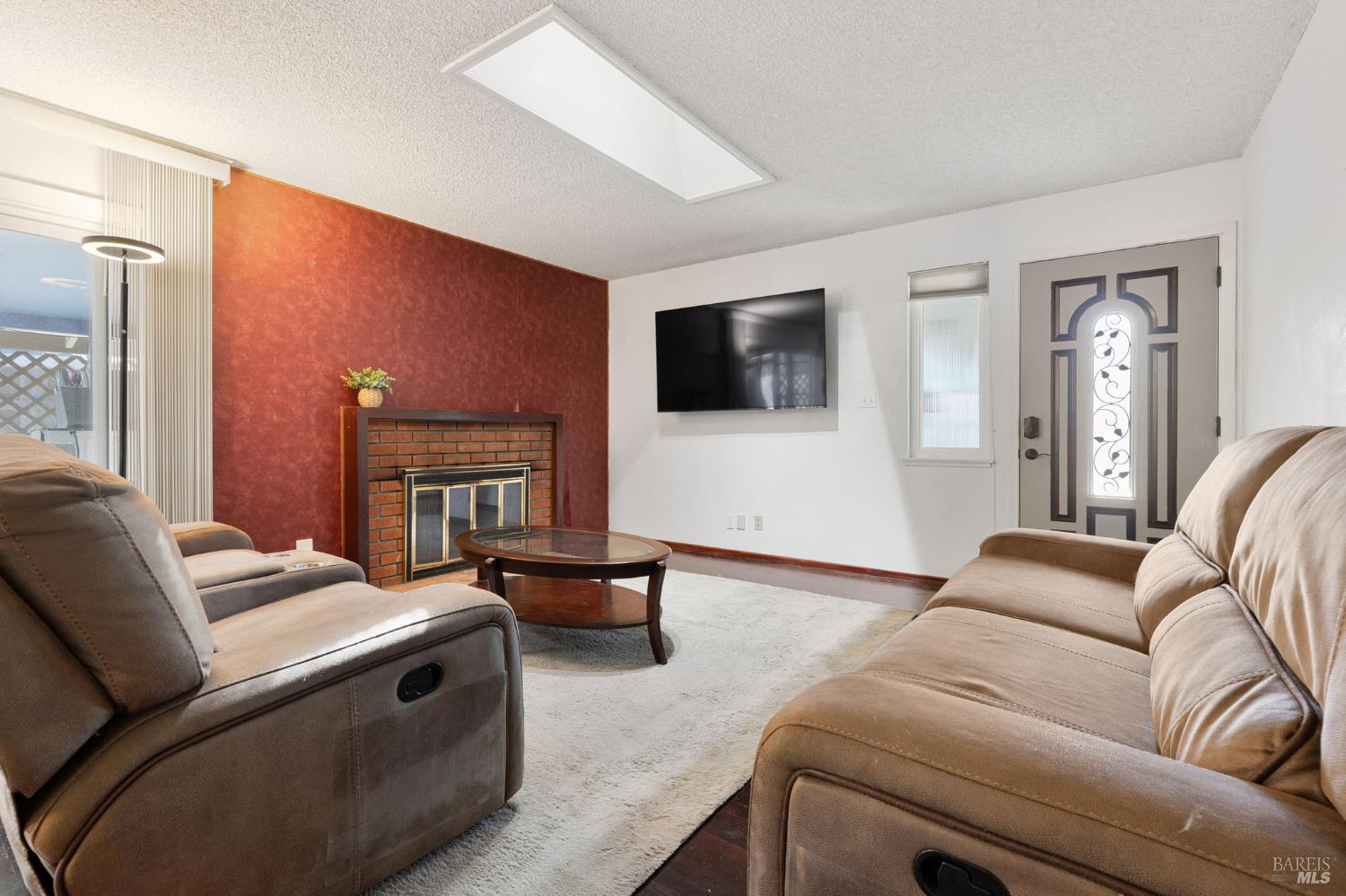 Detail Gallery Image 6 of 24 For 434 Cottonwood St, Vacaville,  CA 95688 - 3 Beds | 1 Baths