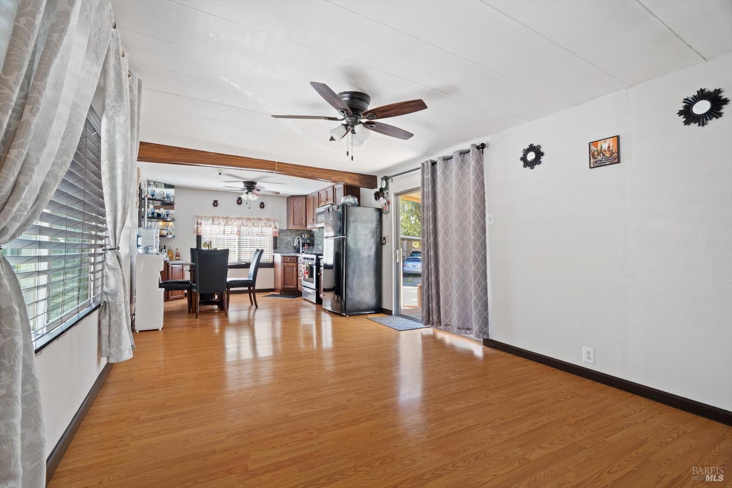 Detail Gallery Image 8 of 21 For 4801 North State St 15, Ukiah,  CA 95482 - 2 Beds | 1 Baths
