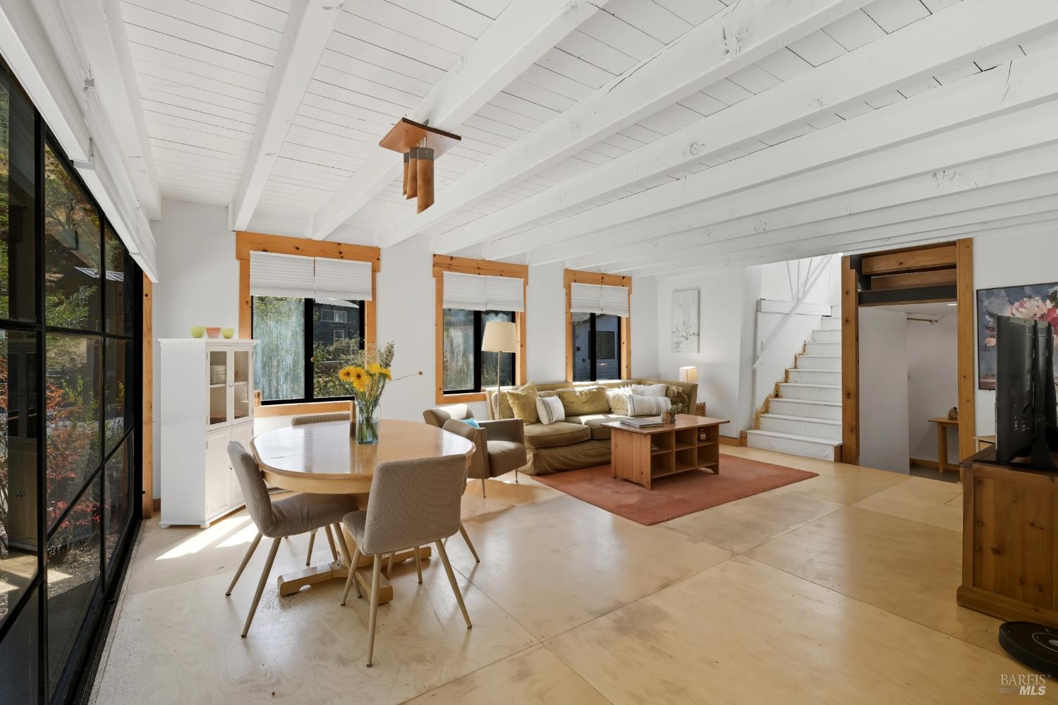 Detail Gallery Image 6 of 64 For 192 Atherton Ave, Novato,  CA 94945 - 3 Beds | 2 Baths