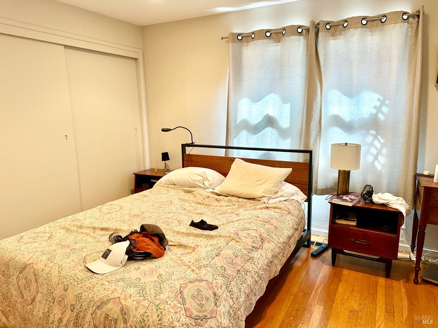 Detail Gallery Image 13 of 27 For 158 E Blithedale Ave, Mill Valley,  CA 94941 - – Beds | – Baths