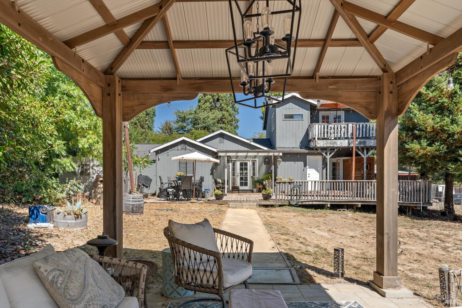 Detail Gallery Image 23 of 40 For 8061 Elphick Rd, Sebastopol,  CA 95472 - 4 Beds | 2/1 Baths