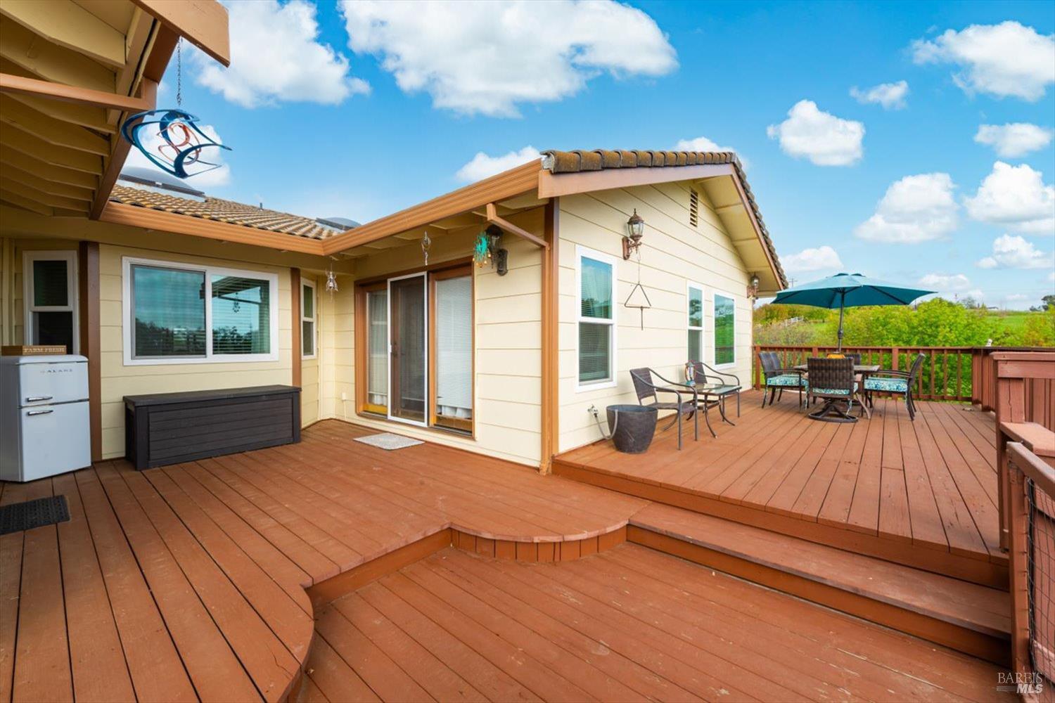 Detail Gallery Image 78 of 99 For 4265 Summerwood Ct, Vacaville,  CA 95688 - 4 Beds | 3/1 Baths