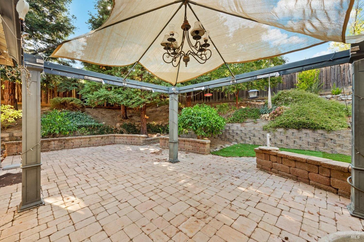 Detail Gallery Image 6 of 51 For 1200 Terrace Ct, Vacaville,  CA 95687 - 4 Beds | 2 Baths