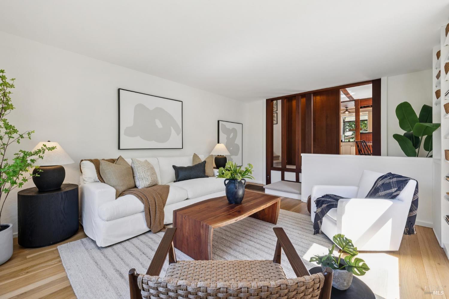 Detail Gallery Image 11 of 43 For 274 Sausalito St, Corte Madera,  CA 94925 - 2 Beds | 1 Baths