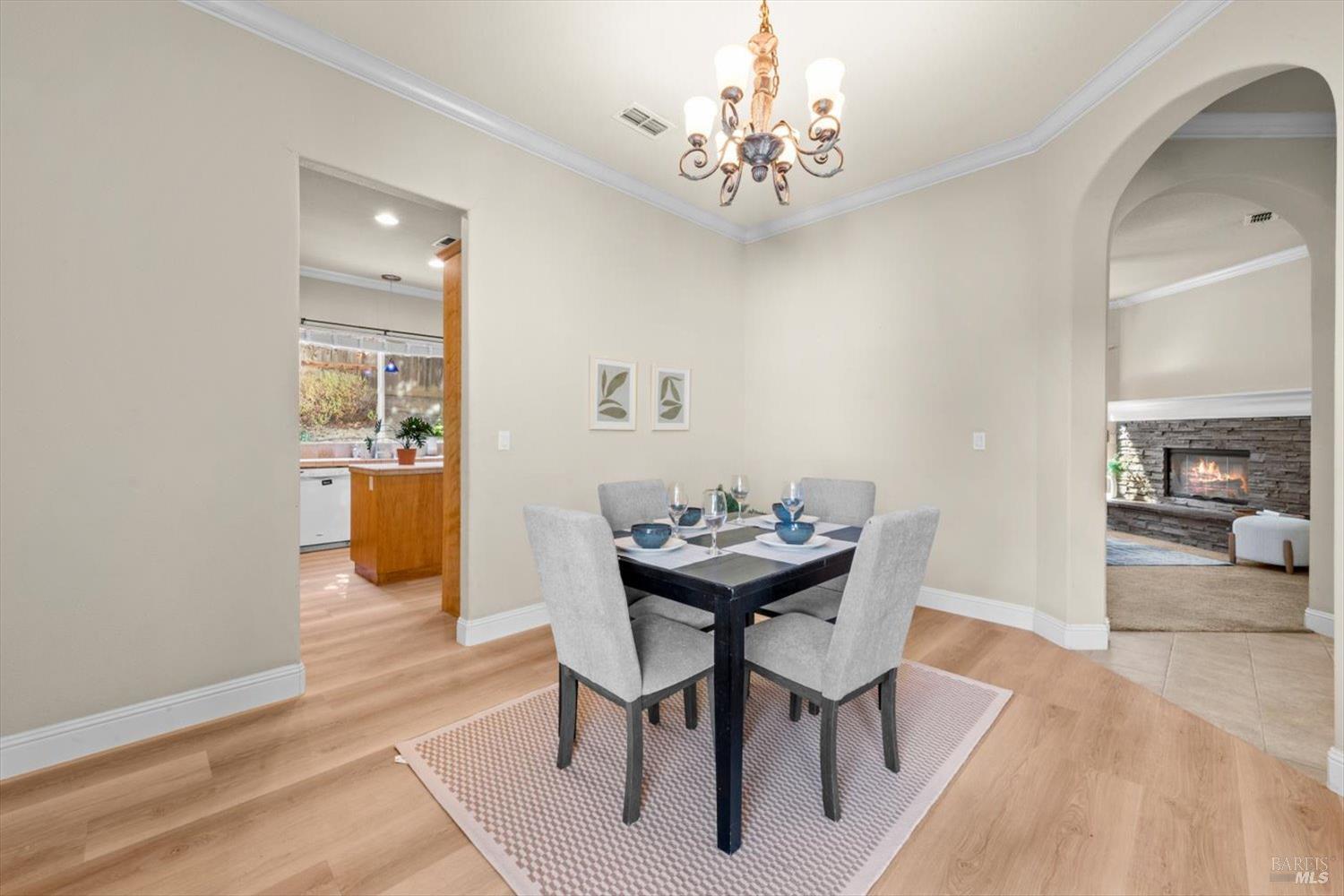 Detail Gallery Image 14 of 51 For 1200 Terrace Ct, Vacaville,  CA 95687 - 4 Beds | 2 Baths