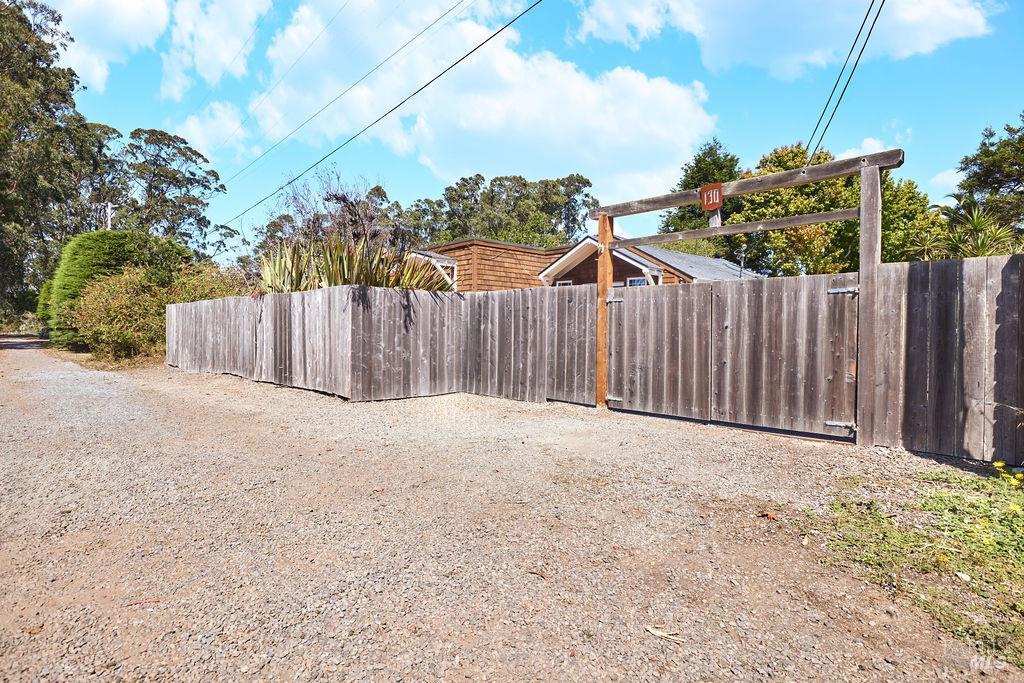 Detail Gallery Image 50 of 56 For 130 Juniper Rd, Bolinas,  CA 94924 - 2 Beds | 1/1 Baths