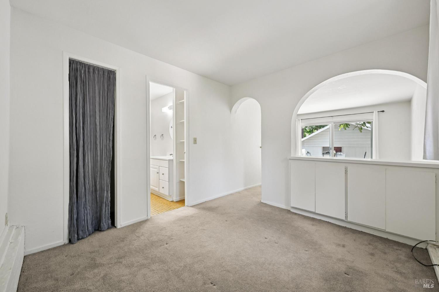 Detail Gallery Image 64 of 74 For 135 Spring Grove Ave, San Rafael,  CA 94901 - 6 Beds | 5/2 Baths