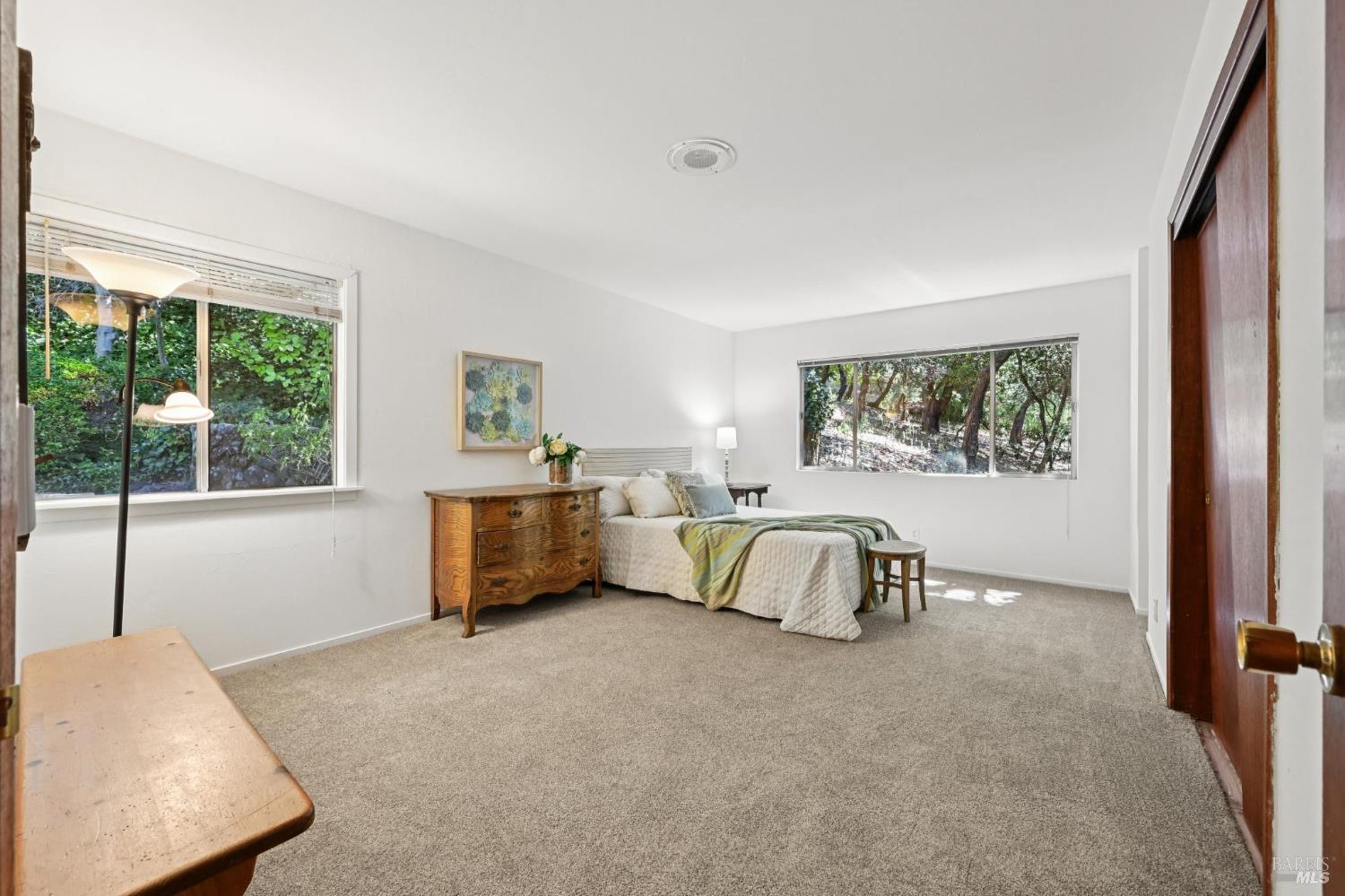 Detail Gallery Image 28 of 74 For 135 Spring Grove Ave, San Rafael,  CA 94901 - 6 Beds | 5/2 Baths